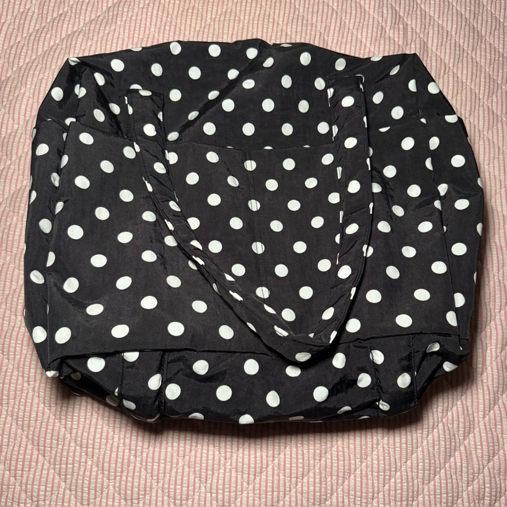 BAGGU Small Carry On Bag
